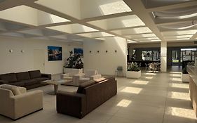 Hotel Holiday